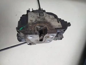 Замок дверей ПЛ (2)